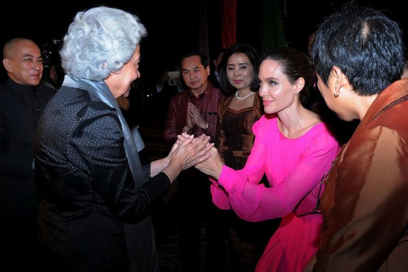 LA PRUEBA QUE DEMUESTRA QUE ANGELINA JOLIE YA SUPERÓ A BRAD PITT